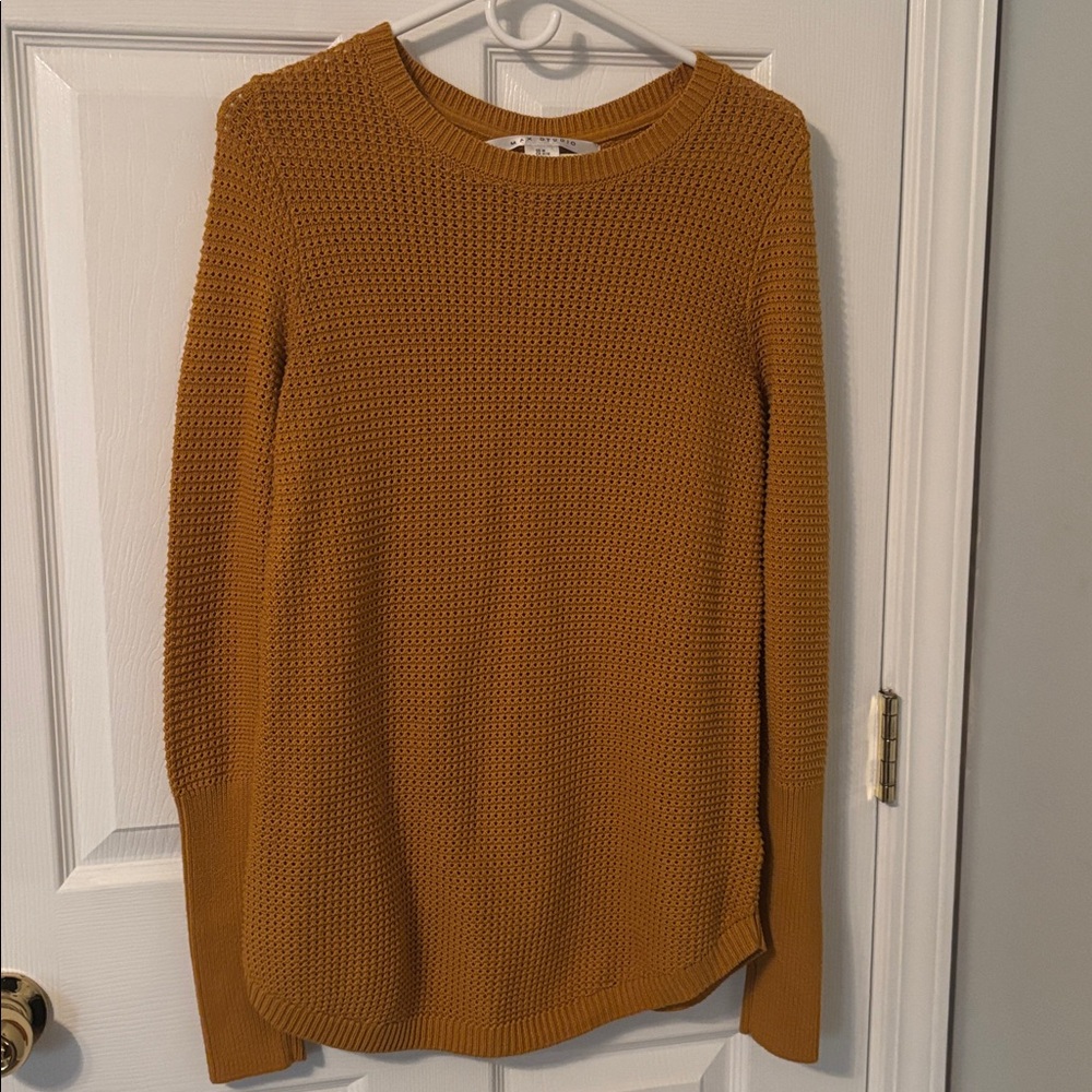 Mustard yellow sweater - Picture 5 of 5
